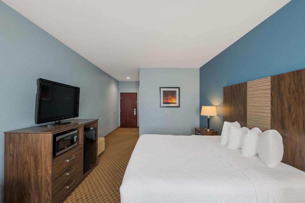 Best Western South Plains Inn & Suites Levelland Exterior photo